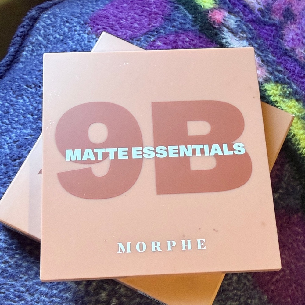 Morphe 9B Essentials Palette in Earthy Tones
